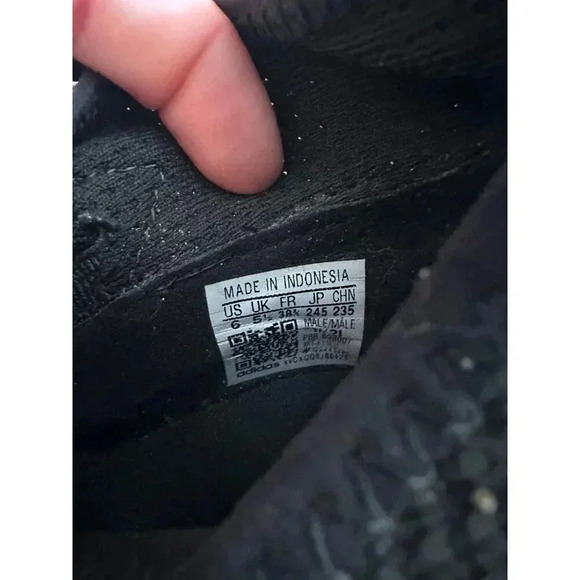 Adidas Predator size 6 cleat sneakers - Picture 9 of 9